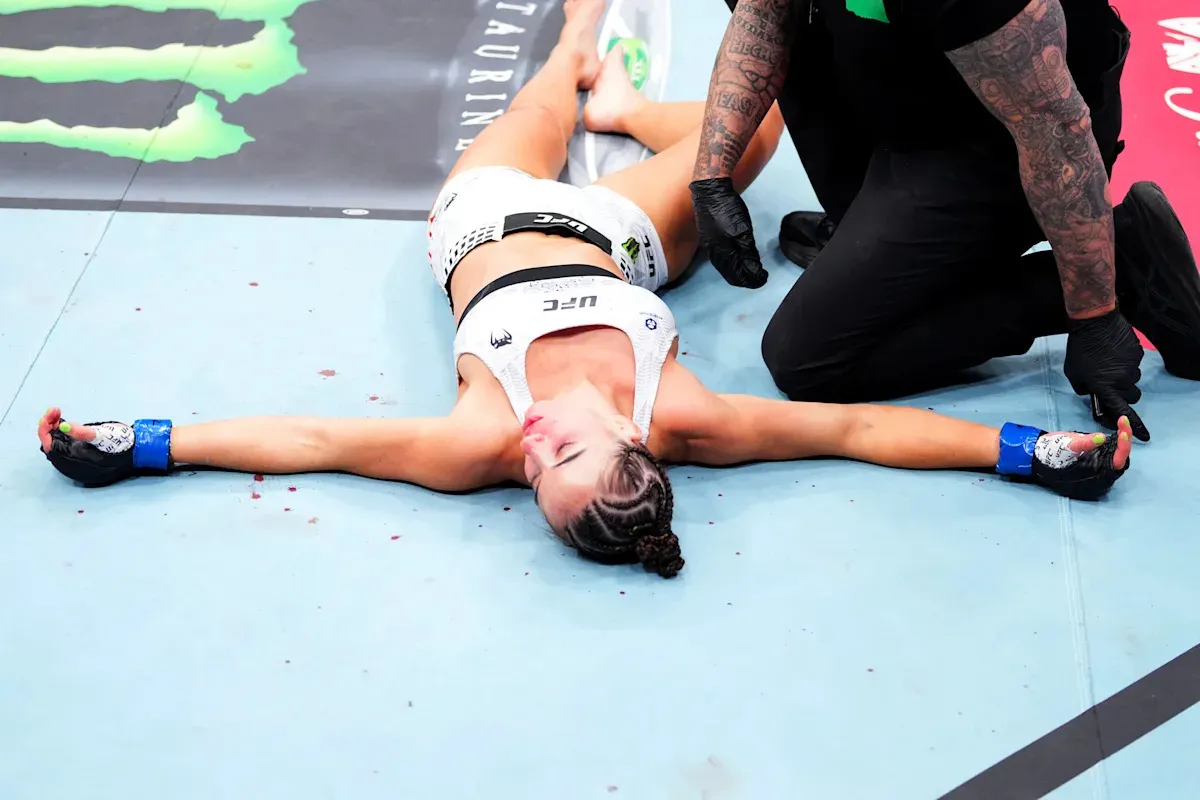 alexa grasso vs maycee barber — US news