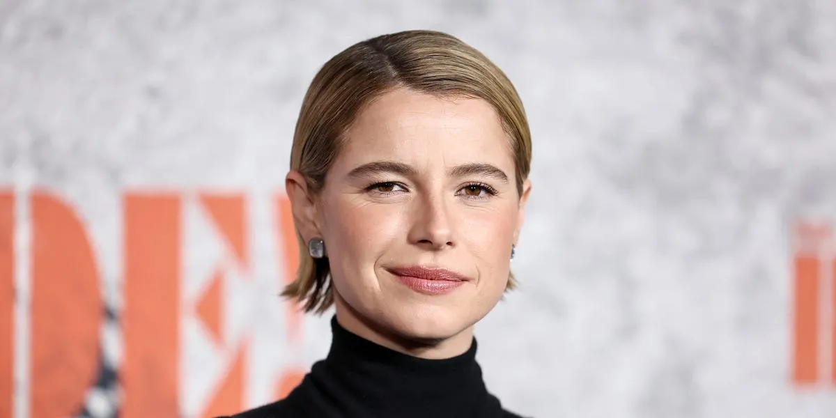 jessie buckley husband — US news