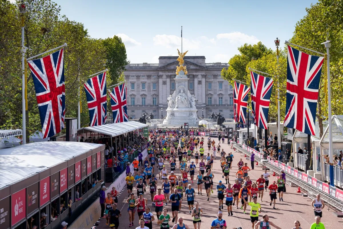 la marathon 2026 route — US news