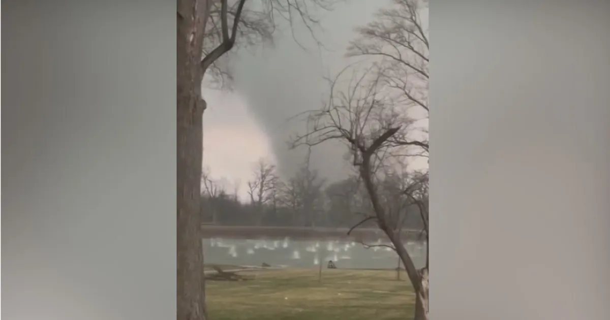 tornado watch — US news