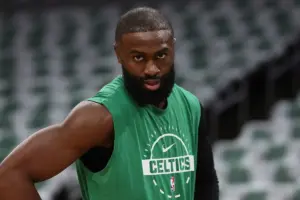 Philadelphia 76ers acquire Jaylen Brown in trade with Boston Celtics