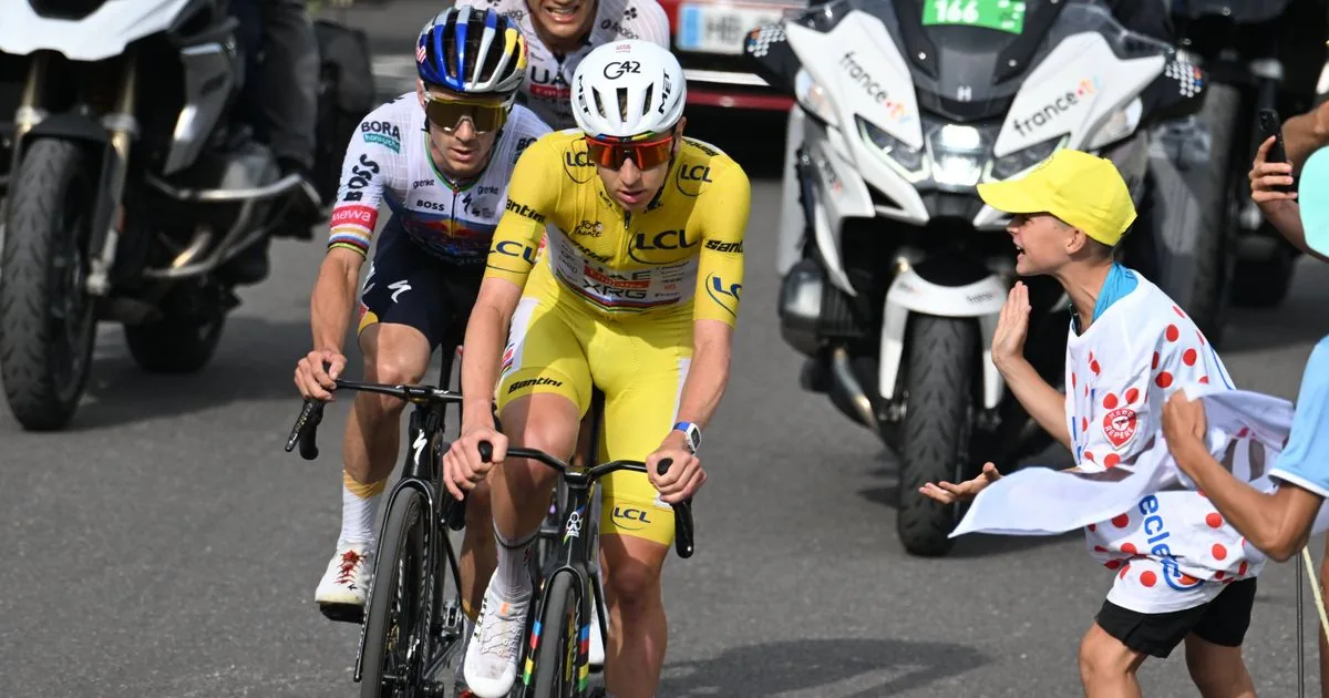 Philipsen on Pedersen's tail in battle for green