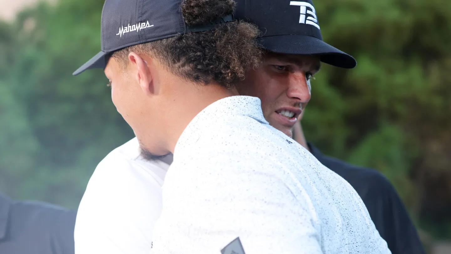 Patrick Mahomes turned rehab into a competition. No surprise he's winning - USA Today